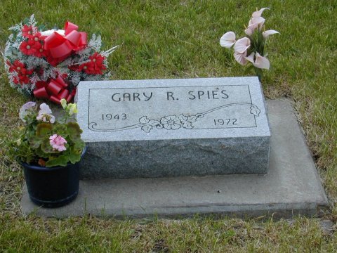 0O33 Spies, Gary Tombstone (1).JPG
