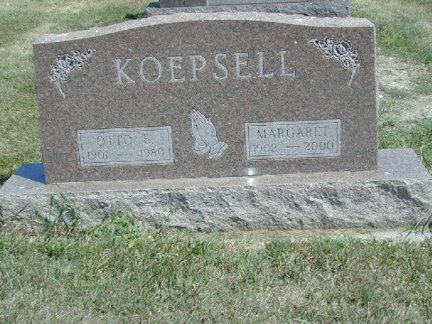 Koepsell, Otto & Margaret (Wesenberg) Tombstone